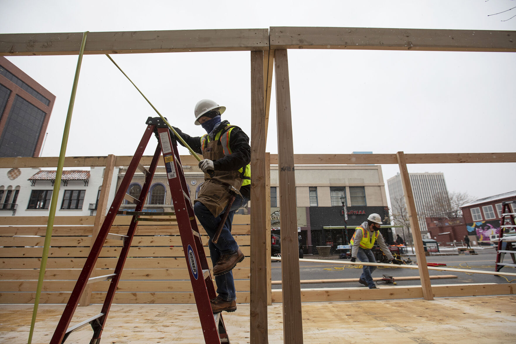 121220-news-buildday 02.jpg